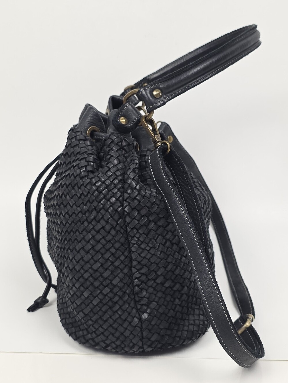 Valentina Woven Leather Bucket Purse Black - Picture 3 of 13
